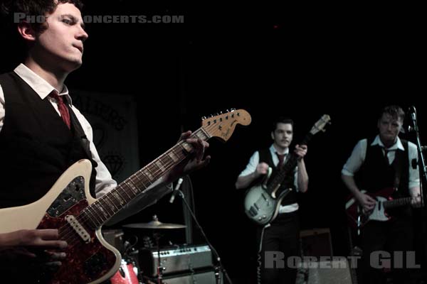 THE CAVALIERS - 2009-12-07 - PARIS - Trabendo - 